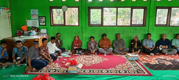 Kepala Madrasah Gelar Rapat Bersama Wali Murid Bahas Program Full Day