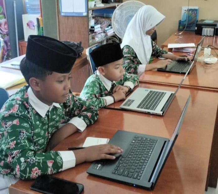 Peserta MIN 4 Batang Hari Laksanakan Uji Coba OMI