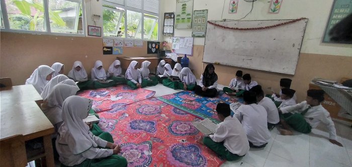 Siswa Kelas VI A Khatam Al-Quran di Ruang Kelas, Wujudkan Generasi Qurani Siswa Kelas VI A Khatam Al-Quran di Ruang Kelas, Wujudkan Generasi Qurani