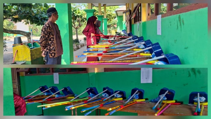 MIN 4 Batang Hari Bagikan Alat Kebersihan kepada Seluruh Wali Kelas