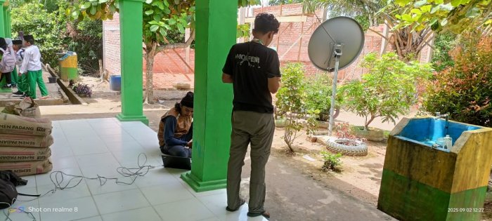 Perbaikan WiFi Bakti Aksi Dukung Kelancaran Pembelajaran di MIN 4 Batang Hari Perbaikan WiFi Bakti Aksi Dukung Kelancaran Pembelajaran di MIN 4 Batang Hari