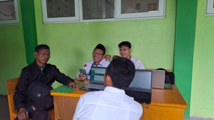 Guru dan Staf TU Bahas Agenda Kegiatan Bulan Ramadan