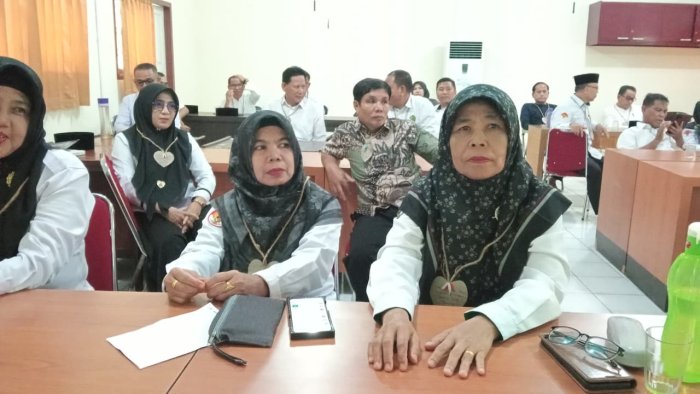 Kepala MIN 4 Batang Hari Ikuti Sosialisasi Kurikulum Berbasis Cinta di BPSDM Provinsi Jambi Kepala MIN 4 Batang Hari Ikuti Sosialisasi Kurikulum Berbasis Cinta di BPSDM Provinsi Jambi