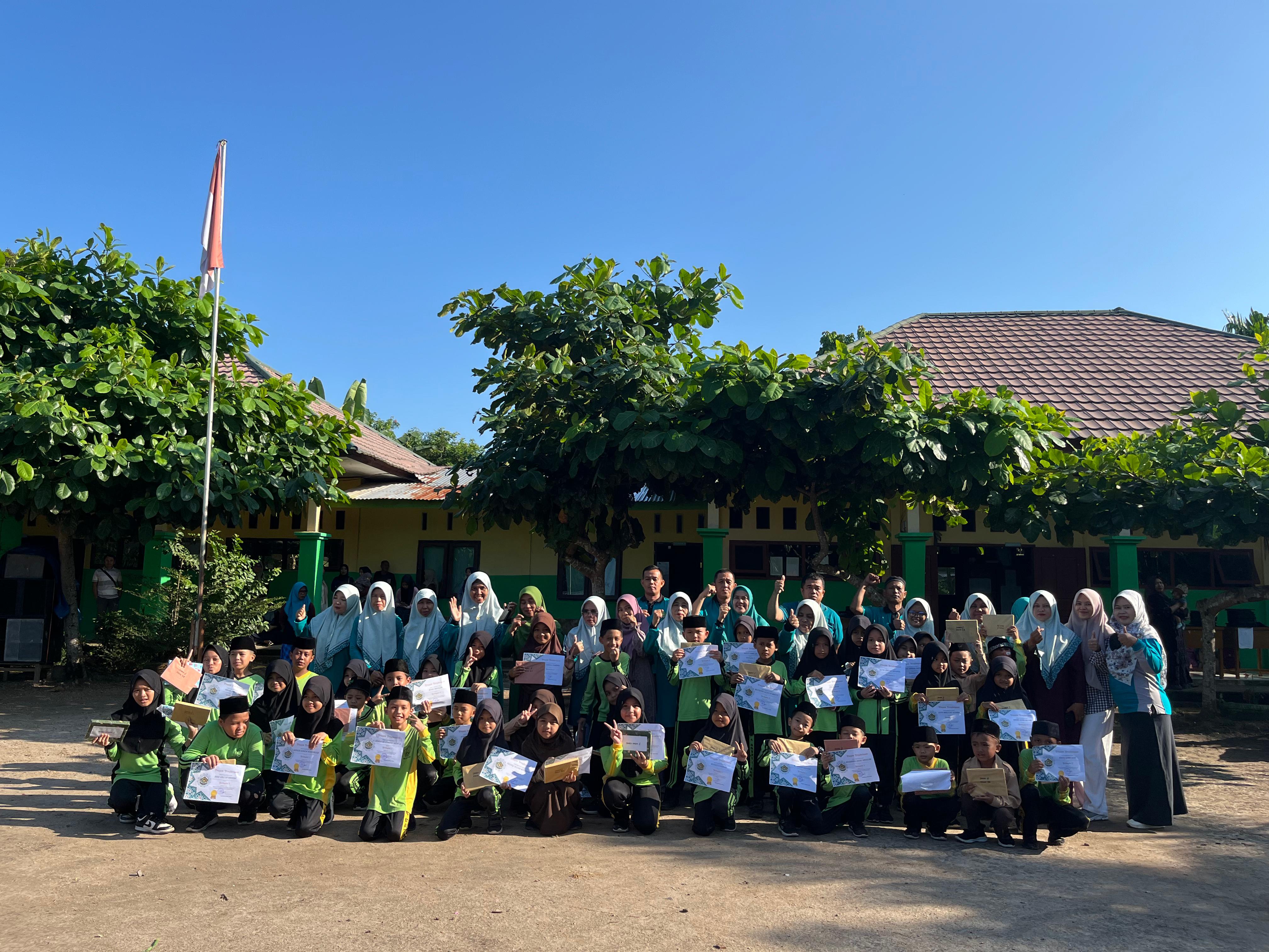 MIN 4 Batang Hari Umumkan Siswa Berprestasi dan Libur Semester Genap Tahun Pelajaran 2024/2025