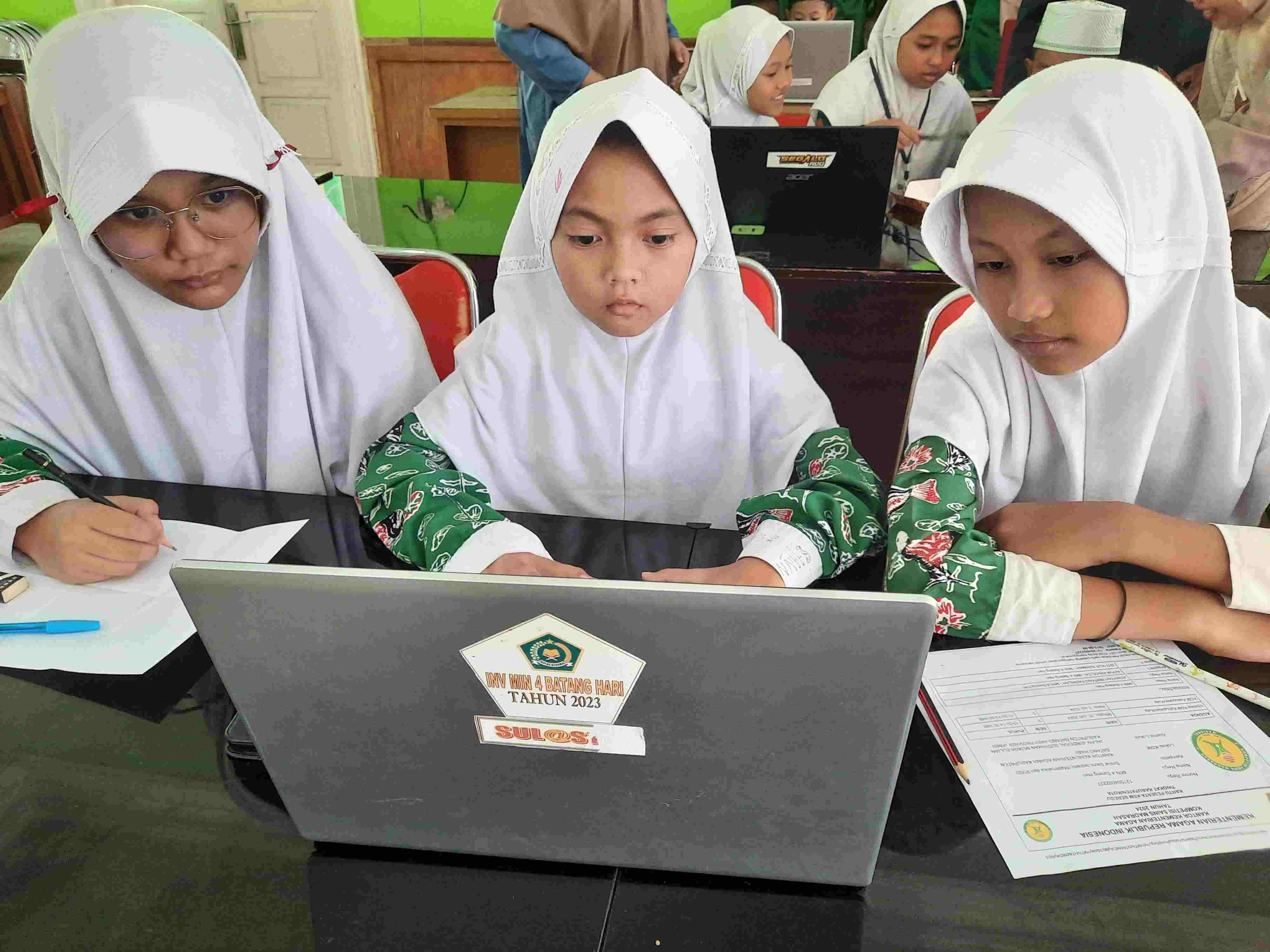 Sabet Juara 1 Sosial Sains Terpadu, MIN 4 Batang Hari Siap Berlaga di Tingkat Provinsi!