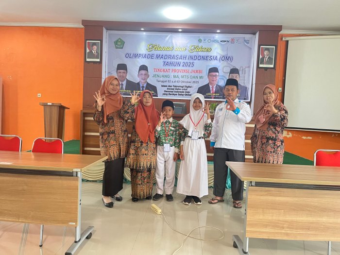 Dua Siswa MIN 4 Batang Hari Ikuti Olimpiade Madrasah Indonesia 2025 Tingkat Provinsi pada Mapel IPAS dan Matematika
