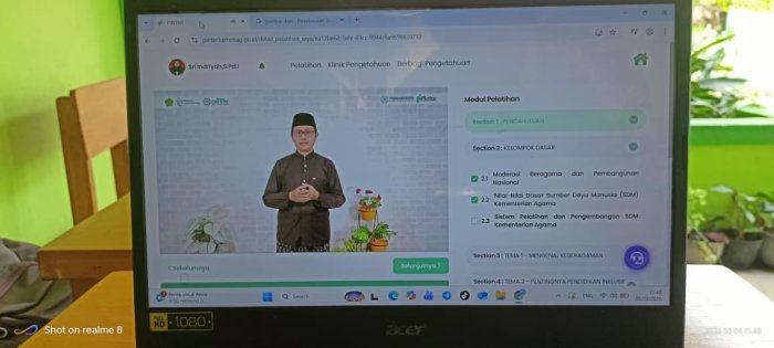 Sri Indriyah Ikuti Pelatihan Klinik Pengetahuan melalui Zoom