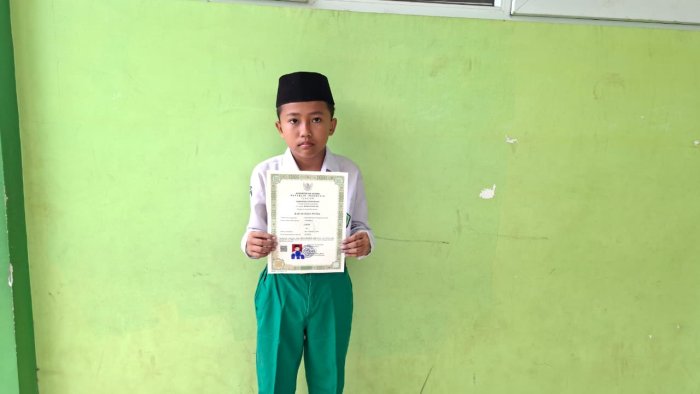 Pengambilan Ijazah Siswa MIN 4 Batang Hari Berjalan Tertib Pengambilan Ijazah Siswa MIN 4 Batang Hari Berjalan Tertib