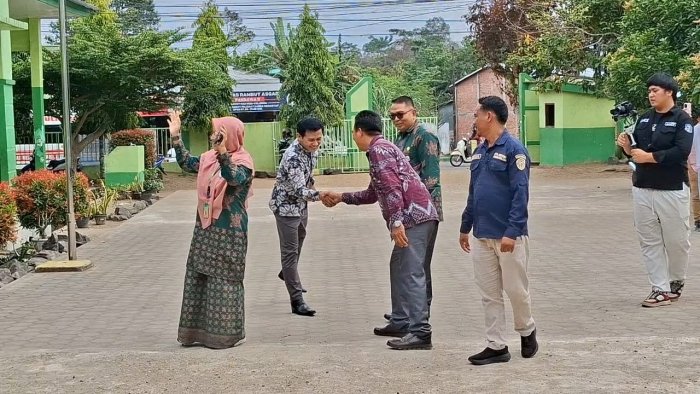 MIN 4 Batang Hari Terima Kunjungan Puskesmas Muara Bulian dan Jambi TV MIN 4 Batang Hari Terima Kunjungan Puskesmas Muara Bulian dan Jambi TV