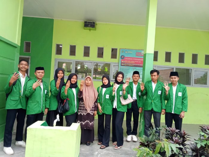 Mahasiswa UNISBA Laksanakan Kunjungan Mini Riset di MIN 4 Batang Hari Mahasiswa UNISBA Laksanakan Kunjungan Mini Riset di MIN 4 Batang Hari